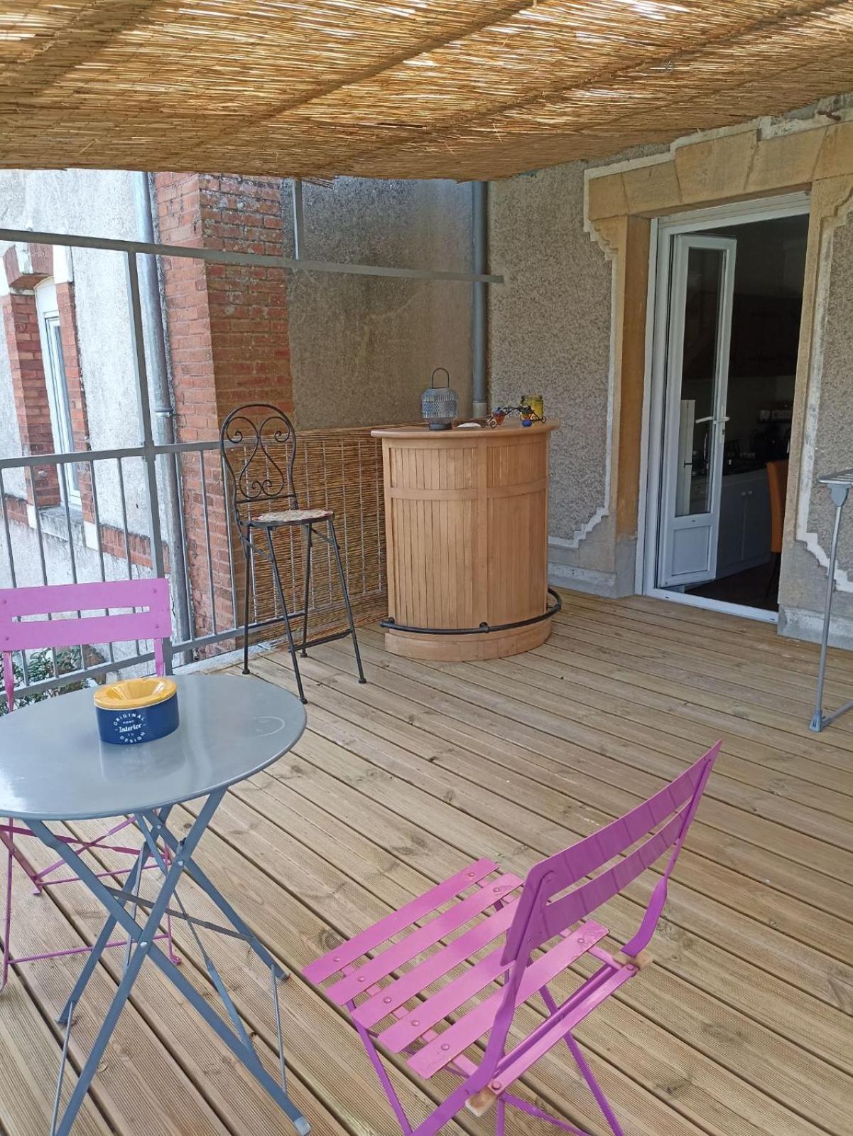 La Salamandre -Appartement Salbris Bagian luar foto